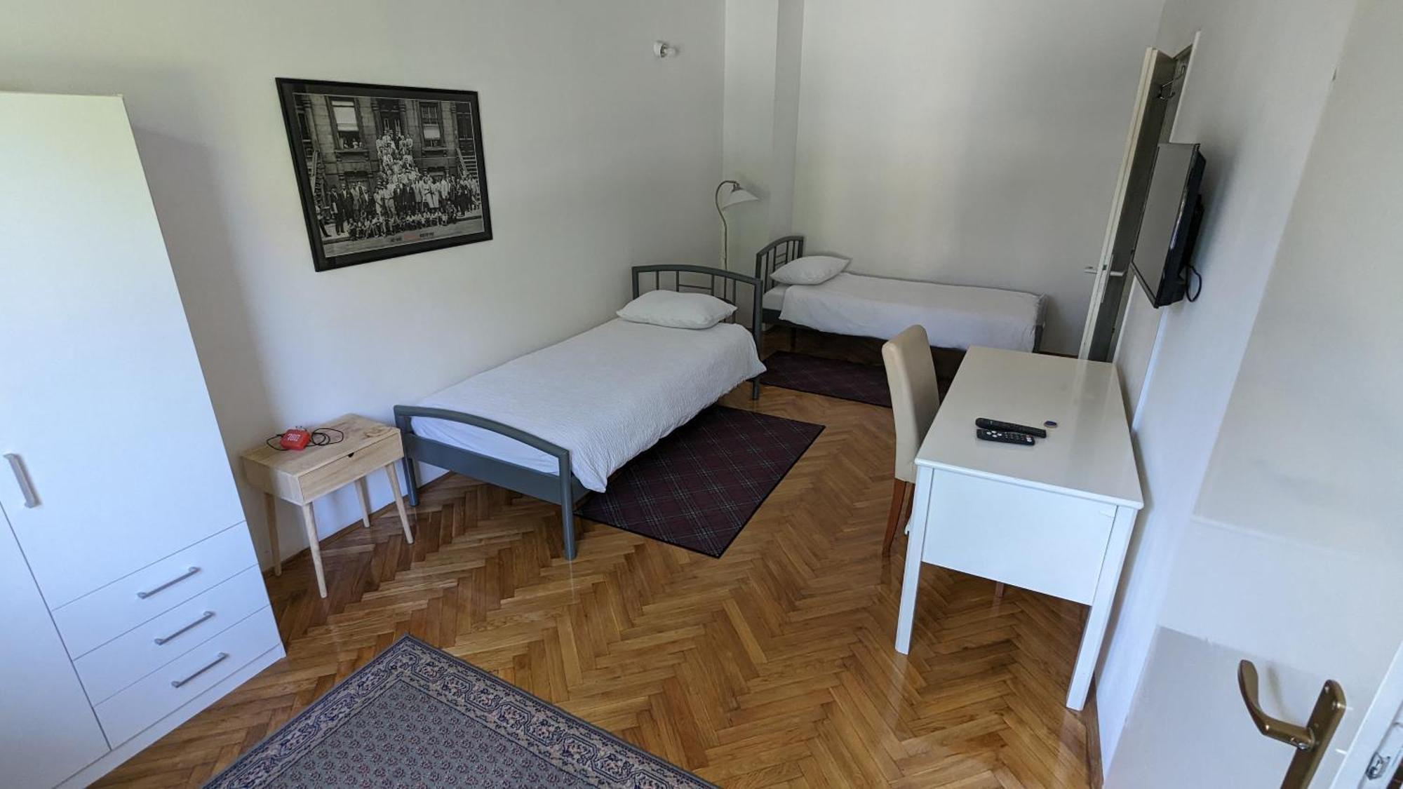 Green Garden Group Accommodation Osijek Luaran gambar